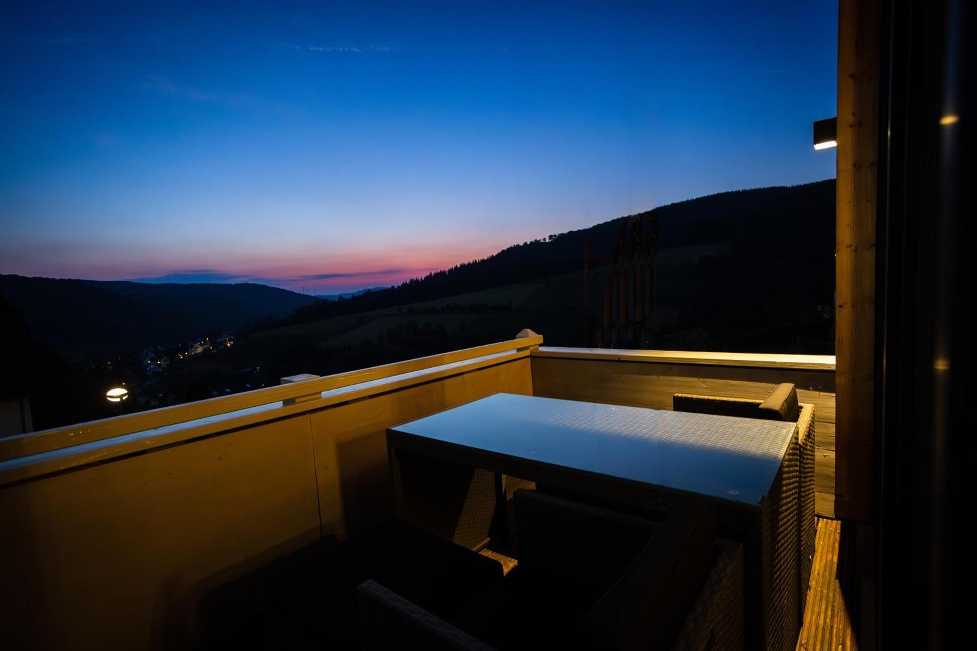 Sauerland Chalets - "Die Chalets Am Bergelchen" Winterberg Buitenkant foto